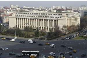 Guvernul se reuneşte în şedinţă, pentru modificarea Ordonanţei 52